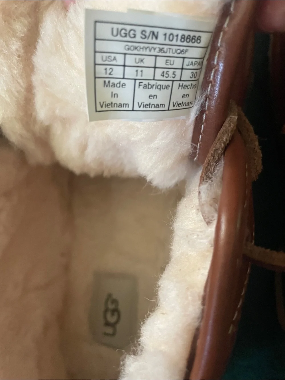 UGG Nuemel leather boots